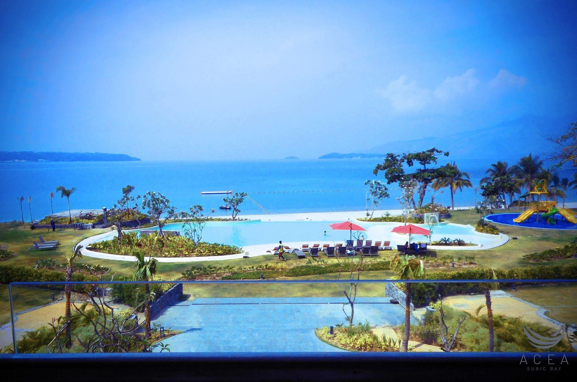 Acea Subic Bay Hotel Morong  Exterior photo